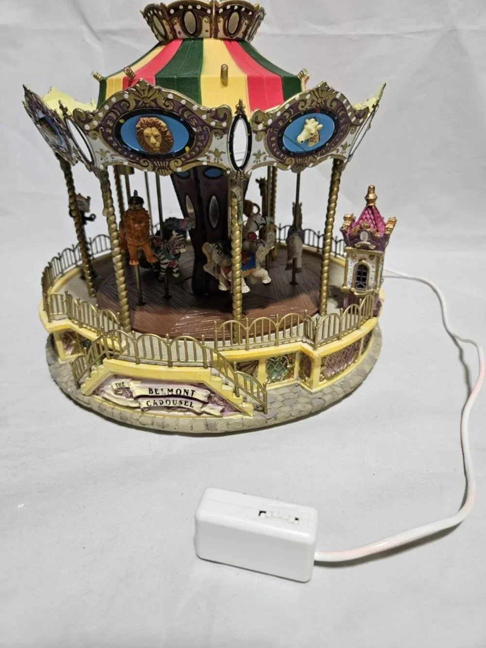 Lemax Belmont Carousel 44171 Village Collection Animated Lighted Musical WORKS